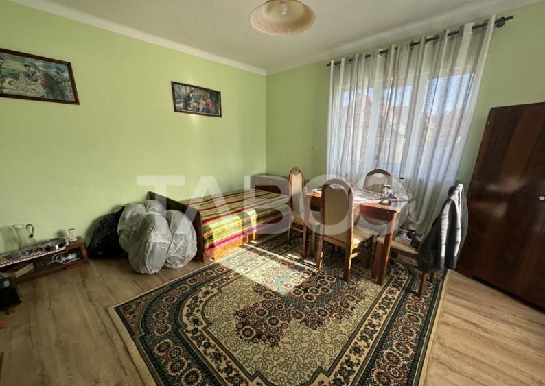 Casa de vanzare 2 camere 75mpu teren liber 982 mp anexe Sat - 18