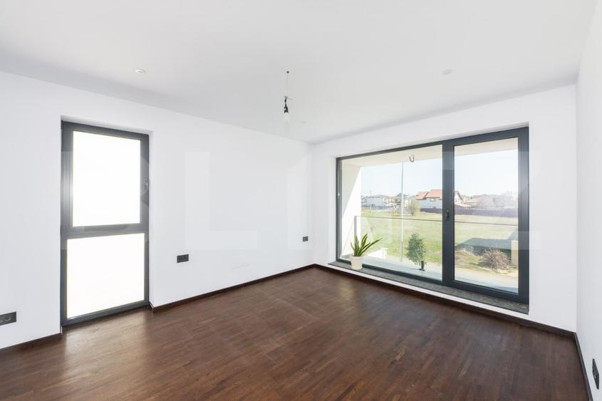 Duplex cu 4 camere cu Canalizare în Dumbrăvița