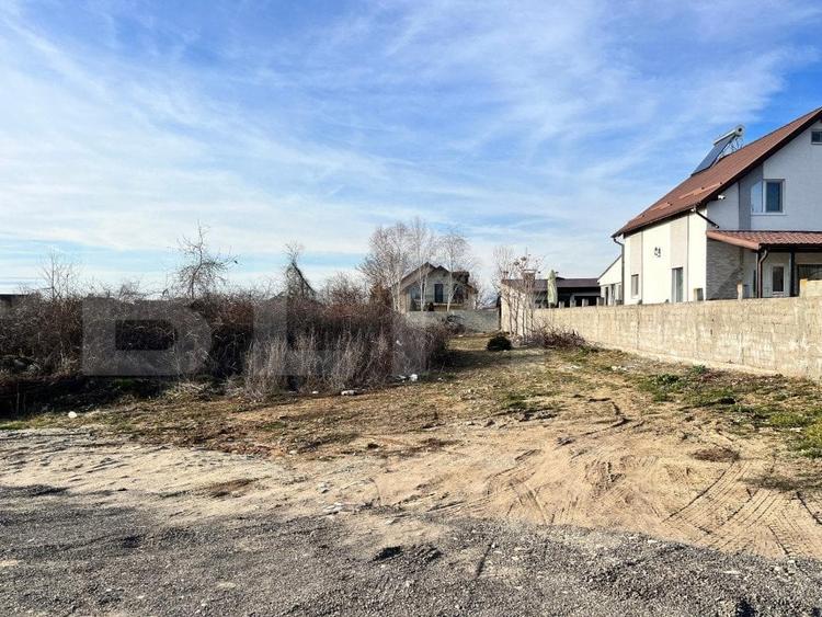 Teren intravilan 614 mp, 13 m deschidere, toate utilitatile, cartier Pelendava - 1