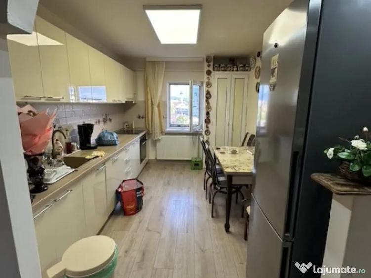 Apartament de vanzare, 54 mp, zona Republicii - 7