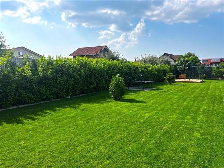 Resedinta high-tech, lot privat 1.000 mp, Tarlungeni, Brasov: Tut LIVE! - 15