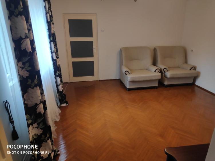 Casă de vânzare deosebită, pretabil locuit, cabinete, afacere!  - 7