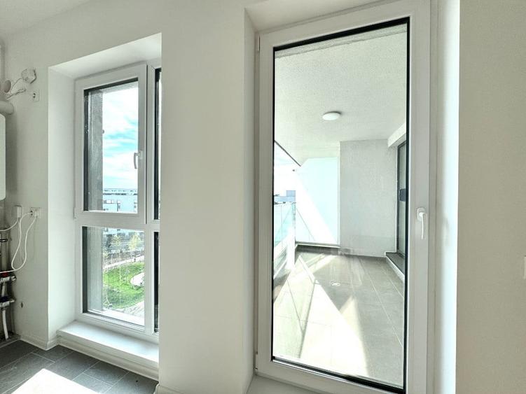 3 camere: 83 mp S.utila totala Etaj 5/6 Sect.1 Zona Mall Colosseum - 14