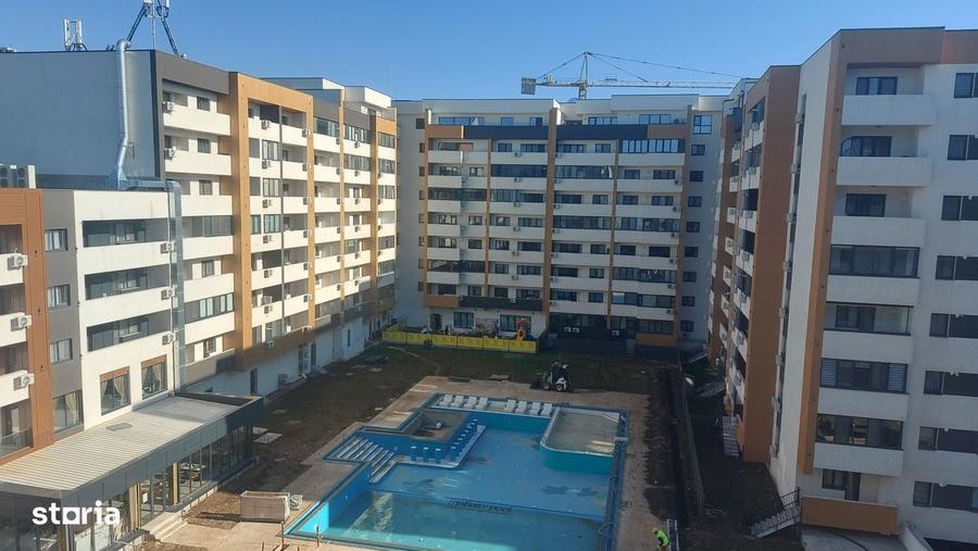 Metrou Berceni - Garsoniera decomandata cu vedere la piscina - 1