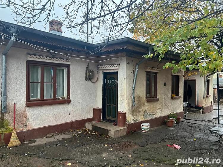 Casa locuibila - suprafata 410mp - Prelungirea Ghencea - Doua iesiri