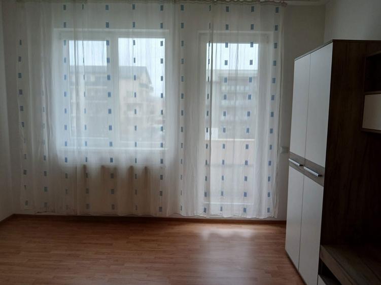 Inchiriez apartament 1 camera Floresti str.cetatii 250 euro/luna - 5
