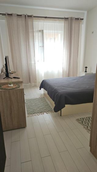Inchiriez apartament - 5