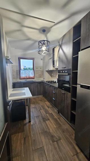 Inchiriez apartament doua camere decomandat Iasi - 1