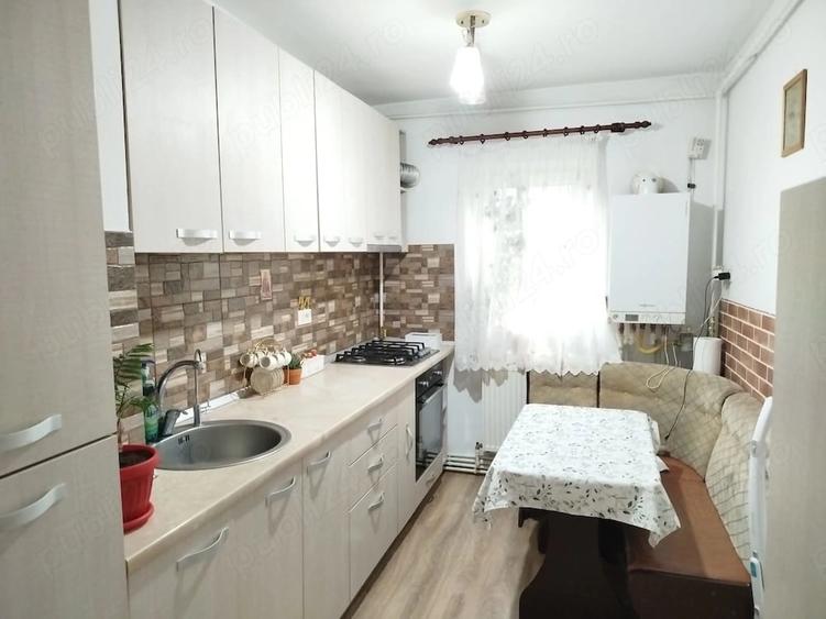 Apartament cu 2 camere decomandat în Sud