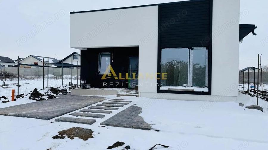 Casa individuala parter - 3 camere - 2 bai - 440mp teren - 4
