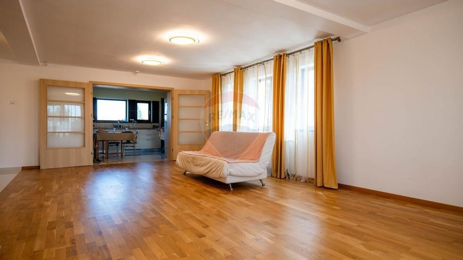 Branesti - vanzare vila deosebita cu 4 camere- Autostrada Soarelui - 13