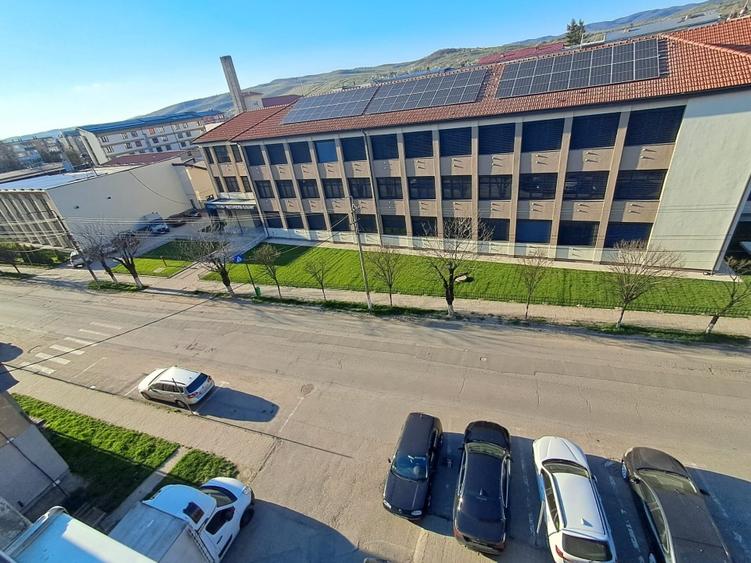 Vand apartament 3 camere decomandat - 11