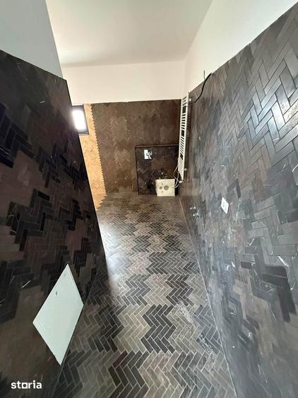 Casă cu 4 camere cu Teren 338 Mp în Calea București