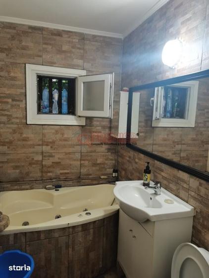 Apartament cu 2 camere semidecomandat în Berceni