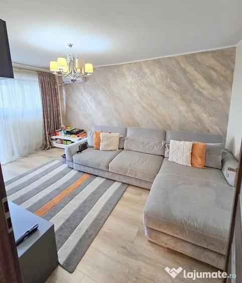 Apartament cu 2 camere decomandat în Sud