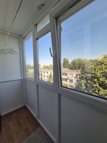Apartament cu 2 camere semidecomandat în Brâncoveanu