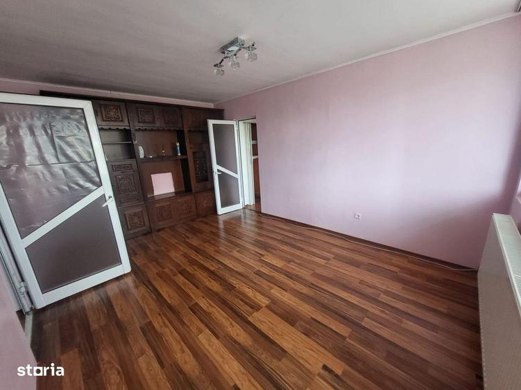 Apartament cu 2 camere semidecomandat în Țiglina 1