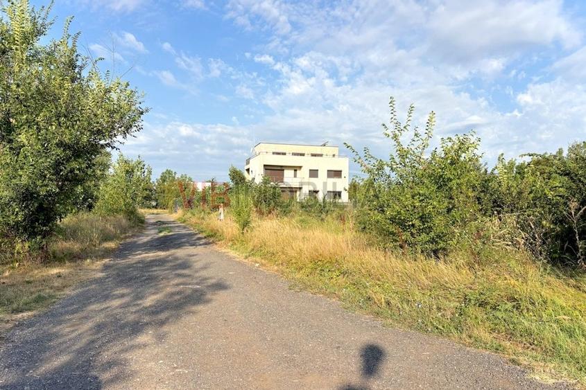 Teren intravilan de 1400 mp, în Băneasa