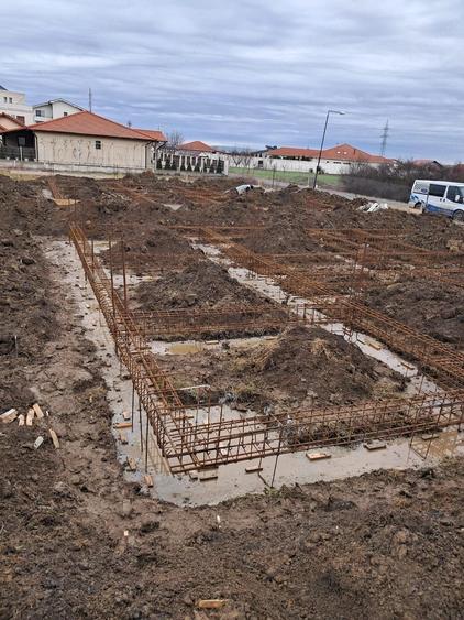 Casă cu Teren 650 Mp în Semicentral