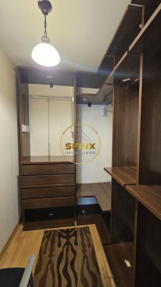 Apartament cu 3 camere decomandat, mobilat în Polonă