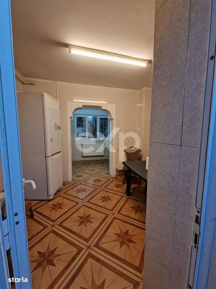 Apartament cu 4 camere decomandat în Micro 12