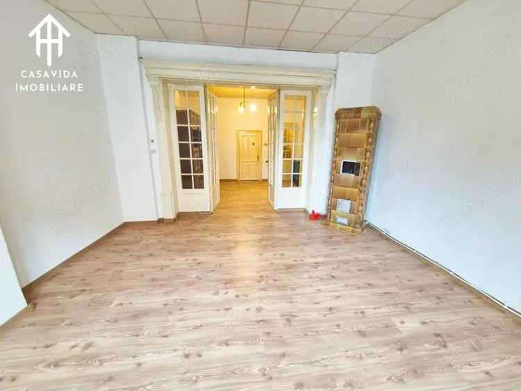 Casă cu 2 camere semidecomandat în Lugoj
