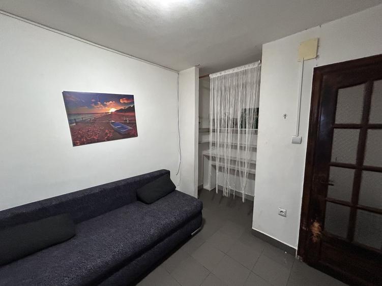 Apartament cu 2 camere decomandat, mobilat în Confecții