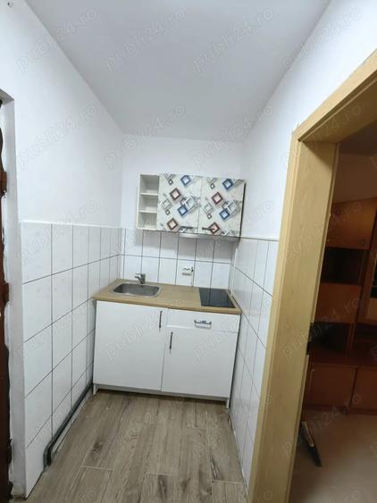 Garsonieră decomandată în Blașcovici