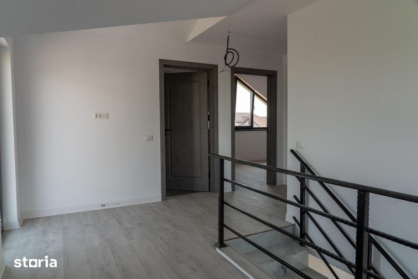 Casă cu 4 camere cu Teren 400 Mp în Berceni