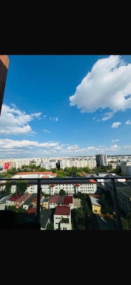 Apartament cu 3 camere decomandat în Vitan