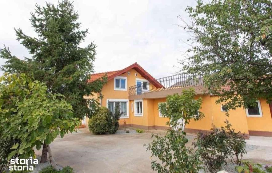 Casă cu 4 camere cu Teren 1130 Mp în Sântandrei