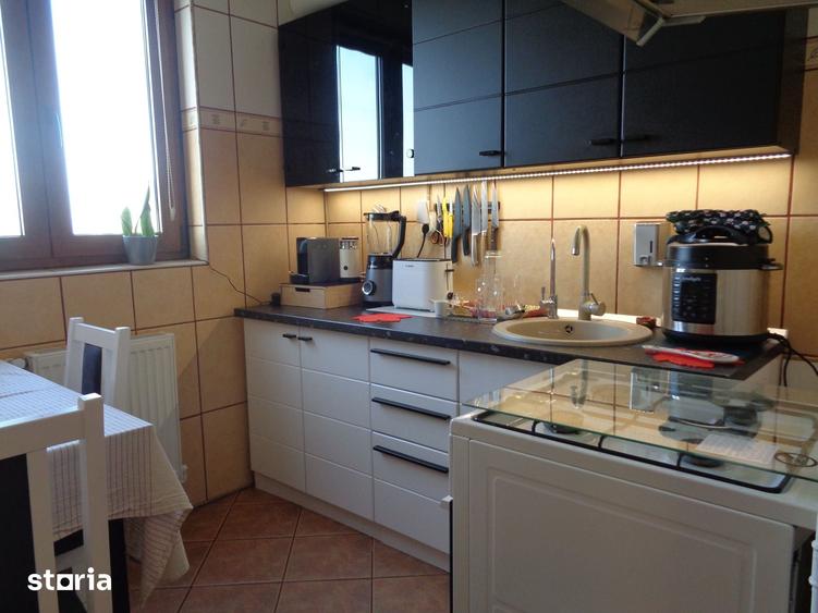 Apartament cu 2 camere decomandat în Romanilor