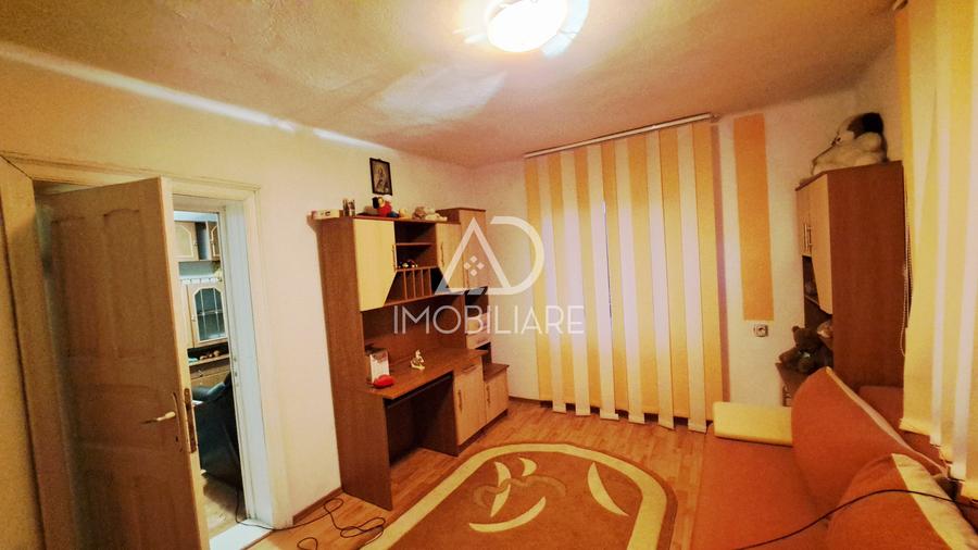 Casă individuală cu 5 camere cu Teren 3036 Mp în Sitești