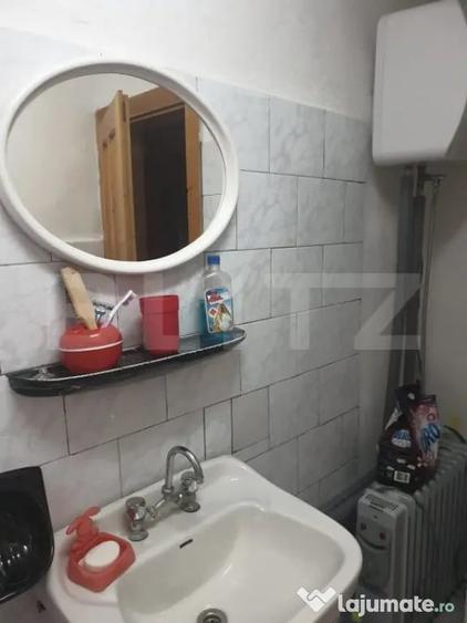 Cabana de vanzare, cu 4 camere, 100 mp, zona Piatra Fantanel - 2