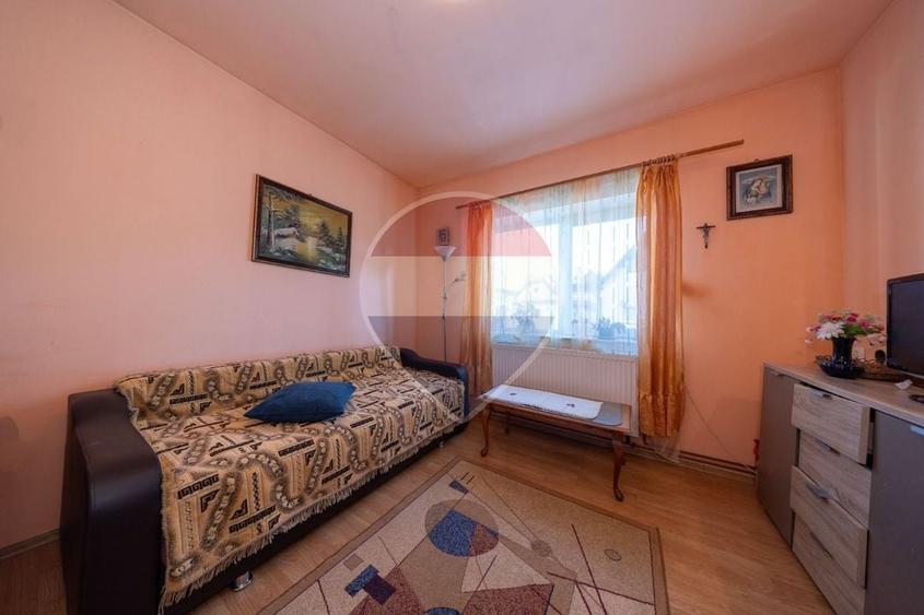 Casă individuală cu 3 camere cu Teren 190 Mp în Cristian