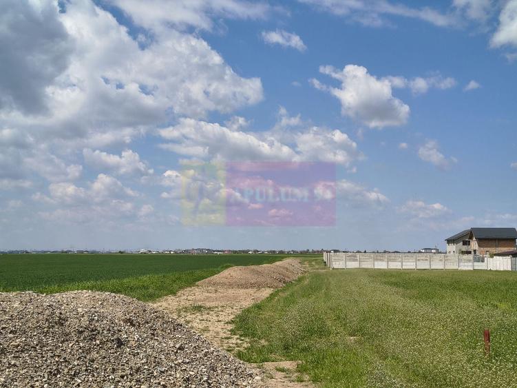 Teren Construcții intravilan de 12450 mp, în Poșta