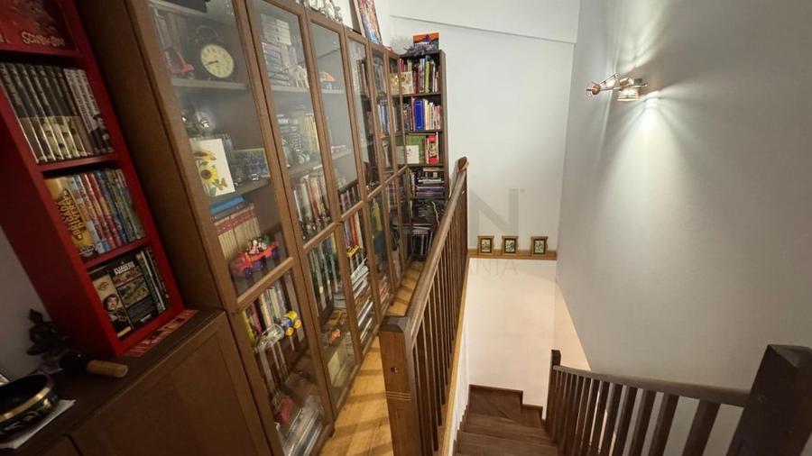 Apartament cu 5 camere decomandat, mobilat în Dristor