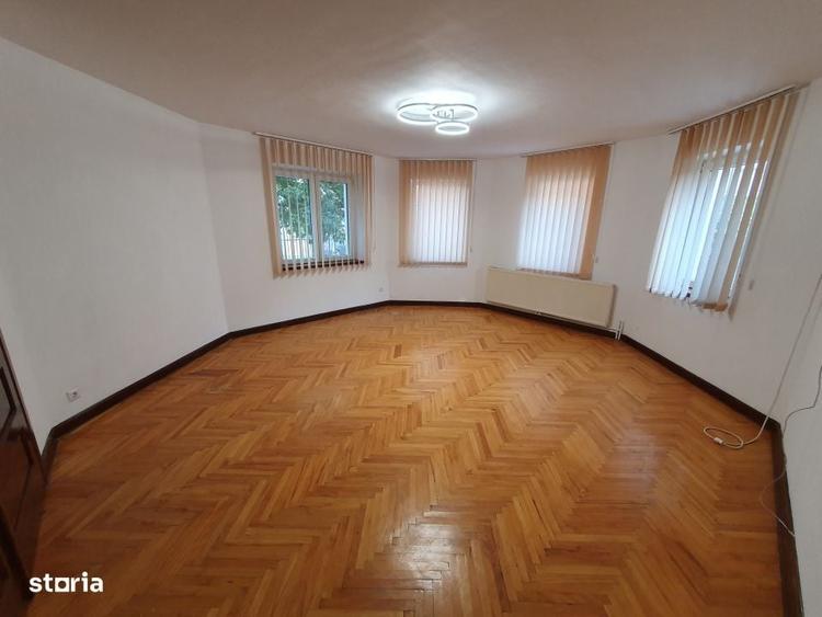 Casă cu 4 camere decomandat cu Teren 500 Mp în Brâncoveanu
