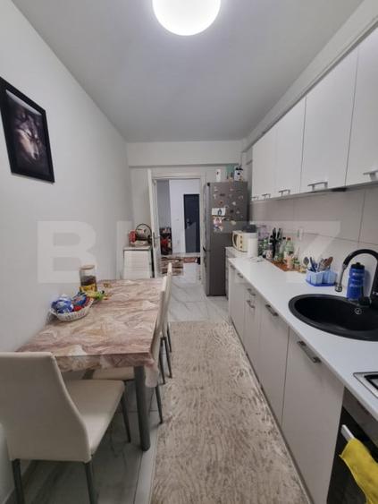 Apartament cu 3 camere decomandat, mobilat în Horpaz
