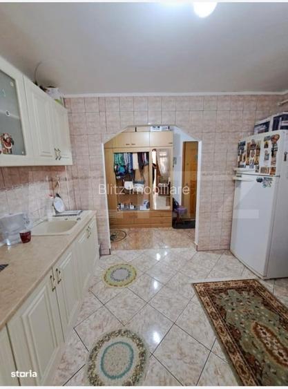 Apartament 2 camere, 52 mp, decomandat, zona Zamca