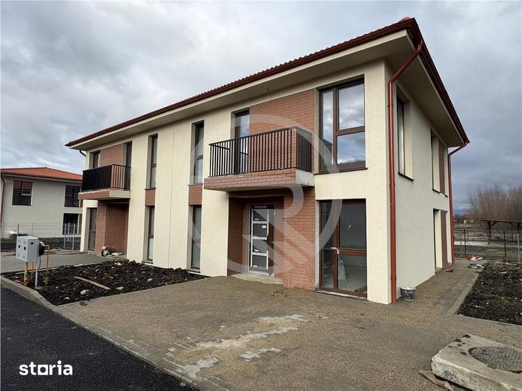 Casă cu 5 camere cu Teren 375 Mp în Chinteni