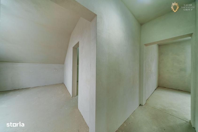 Casă cu 3 camere cu Teren 300 Mp în Livada