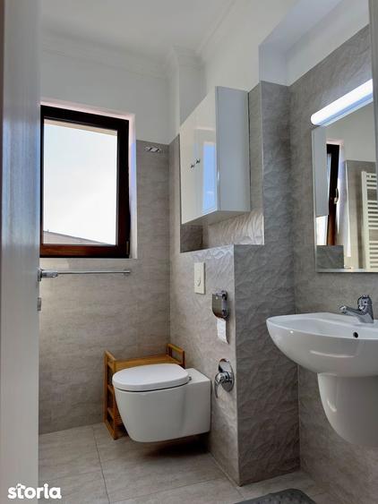Apartament cu 3 camere, mobilat în Grivița