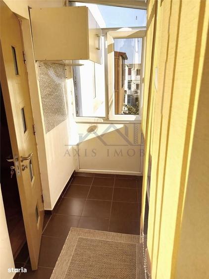 Apartament cu 2 camere semidecomandat în Broșteni
