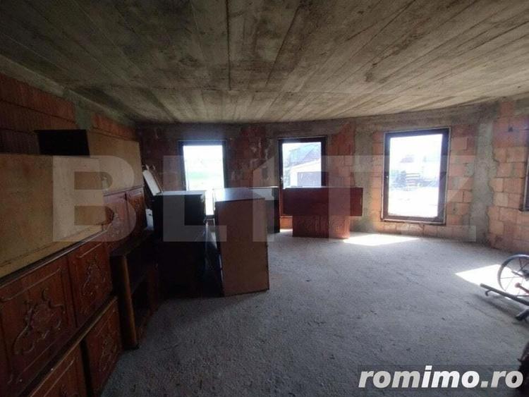 Casa la rosu,200mp,2 nivele,500 mp teren imprejmuit,zona Sigmir - 6