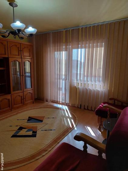 De inchiriat apartament 3 camere decomandate Calea Aradului Est - 3