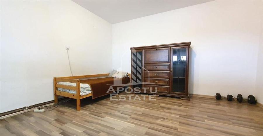 Apartament cu 4 camere Semidecomandat in zona Buziasului - 13
