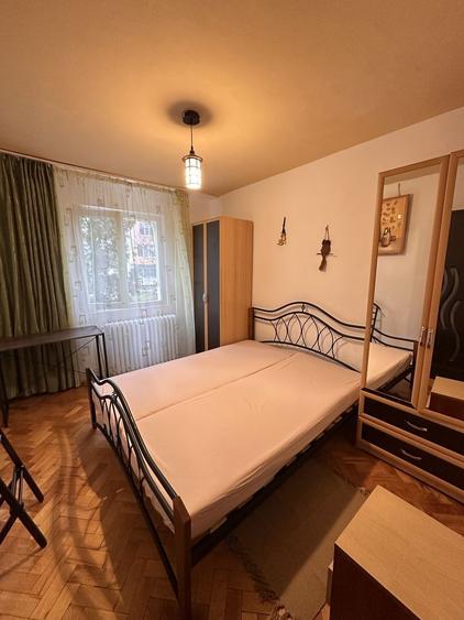 Apartament 79m2/4 camere: Cluj-Manastur De vanzare/etaj 1/5 - 2