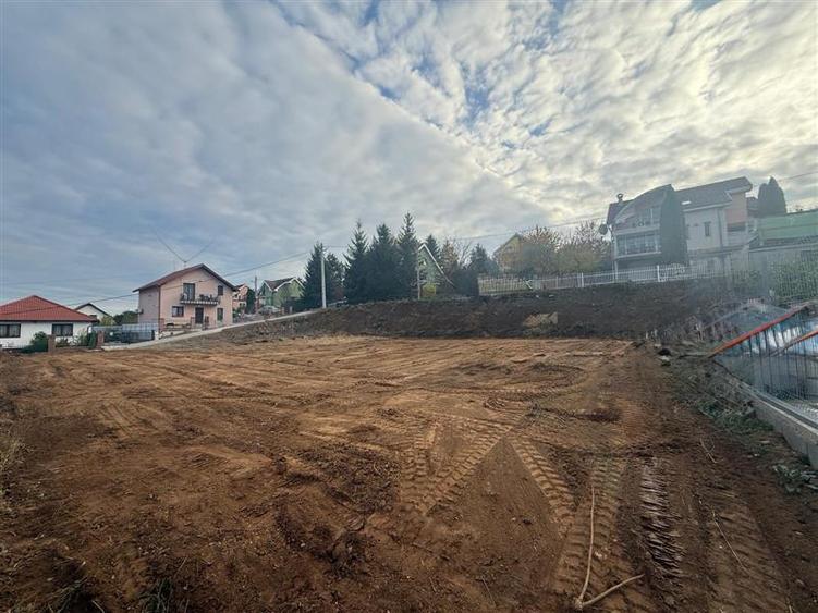 Parcela de 500 mp teren intravilan de vanzare , cartierul Rasaritului, sancraiul - 9