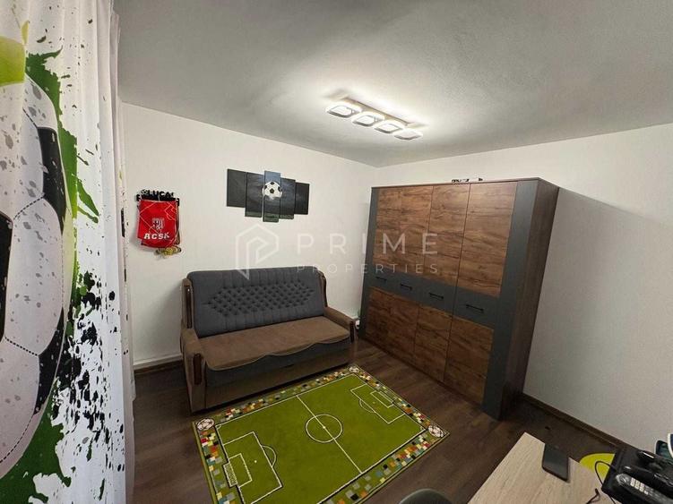 Apartament cu 3 camere decomandat în 1 Decembrie 1918